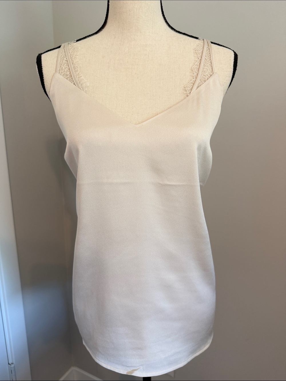 Express Cream Lace-Trim V-Neck Camisole NWOT